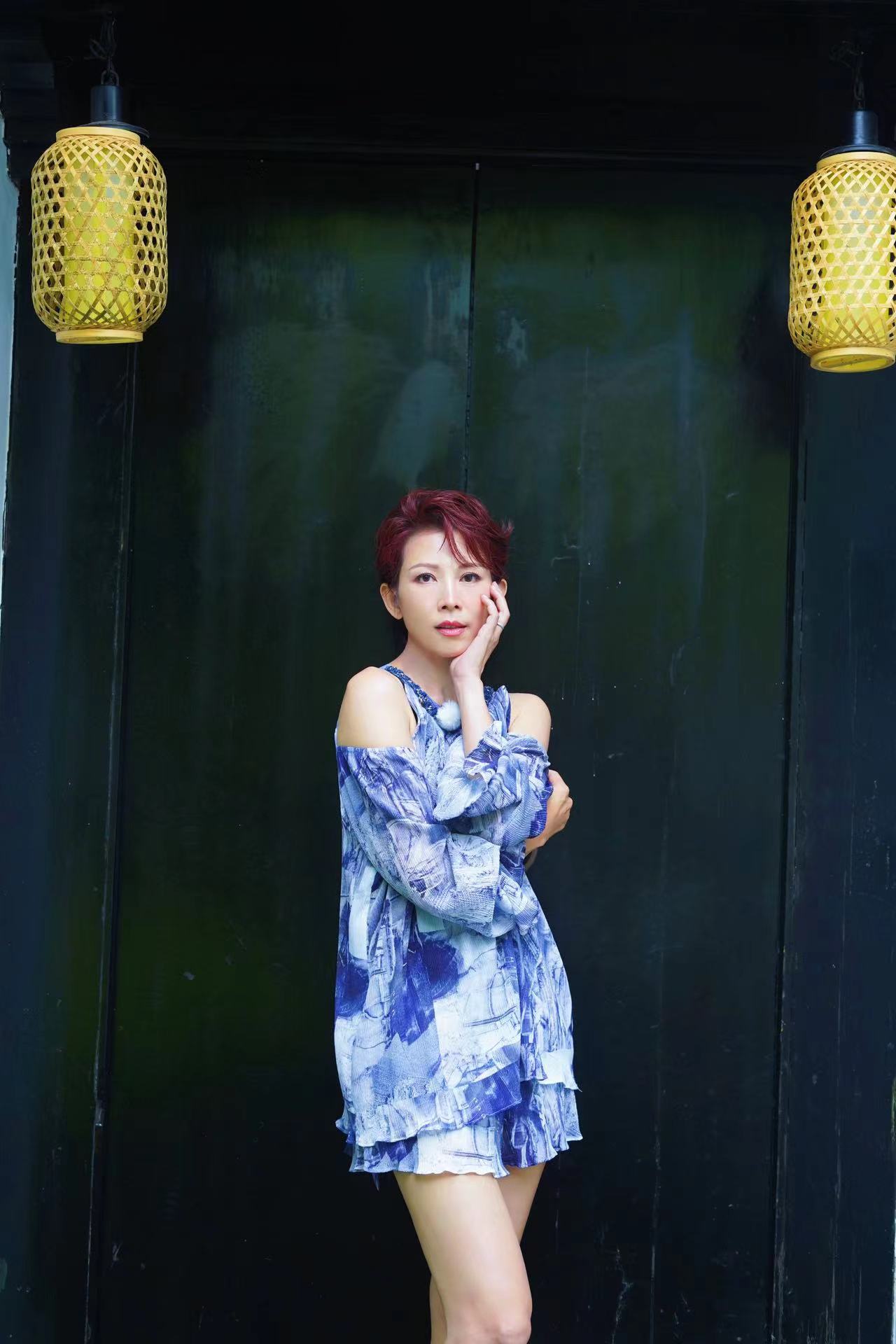 《甄嬛傳》隔14年娘娘們齊聚！朧月公主長大了「對比照曝光」全場認不出